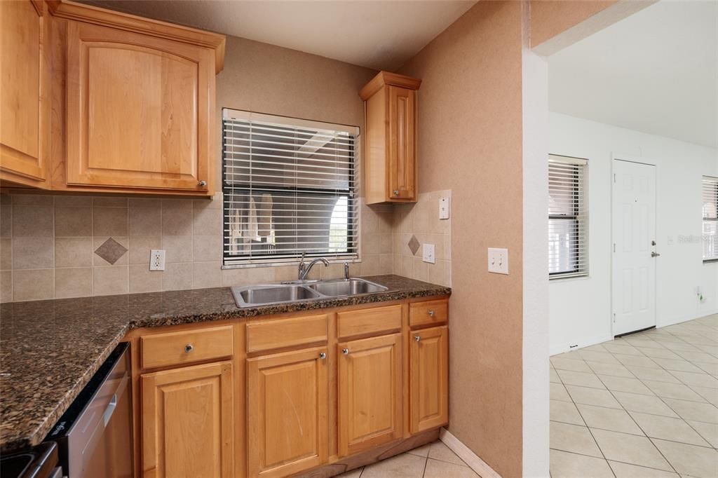 En Venta: $250,000 (2 camas, 2 baños, 1114 Pies cuadrados)