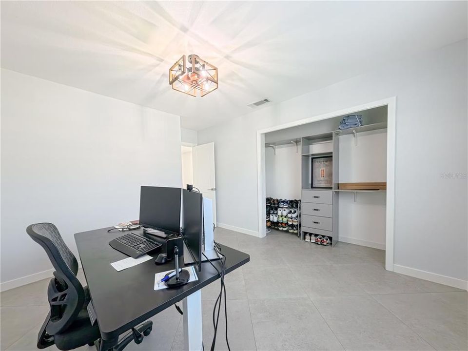 En Venta: $519,000 (4 camas, 2 baños, 2097 Pies cuadrados)