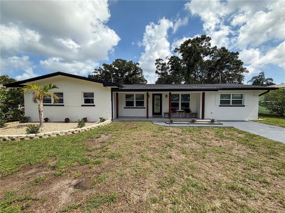 En Venta: $519,000 (4 camas, 2 baños, 2097 Pies cuadrados)