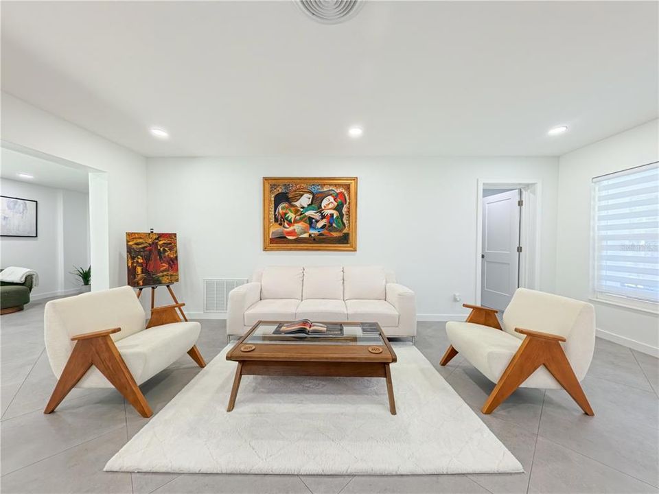 En Venta: $519,000 (4 camas, 2 baños, 2097 Pies cuadrados)
