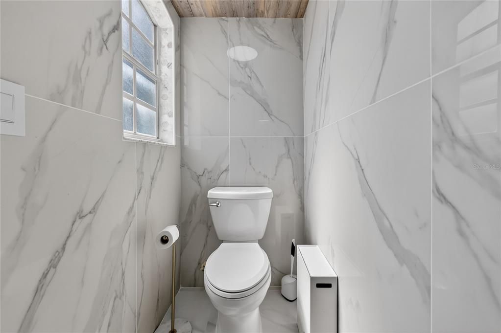 For Sale: $560,000 (4 beds, 2 baths, 2156 Square Feet)