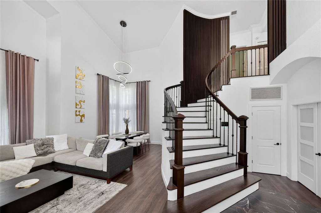 For Sale: $560,000 (4 beds, 2 baths, 2156 Square Feet)