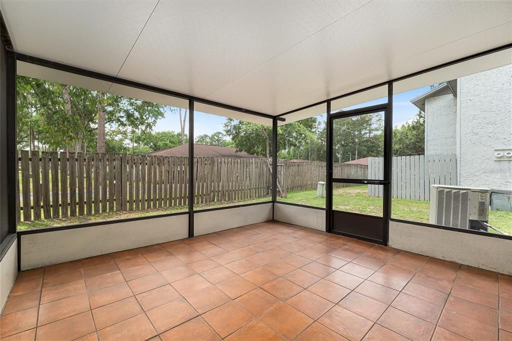 En Venta: $164,900 (2 camas, 1 baños, 938 Pies cuadrados)