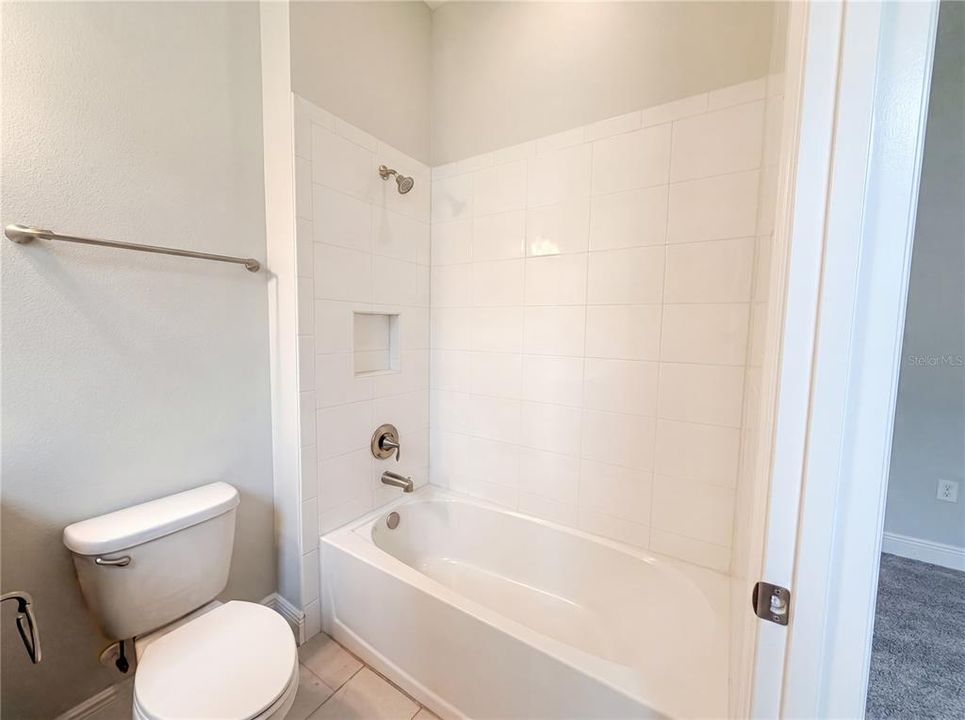 En Venta: $515,000 (5 camas, 4 baños, 3263 Pies cuadrados)
