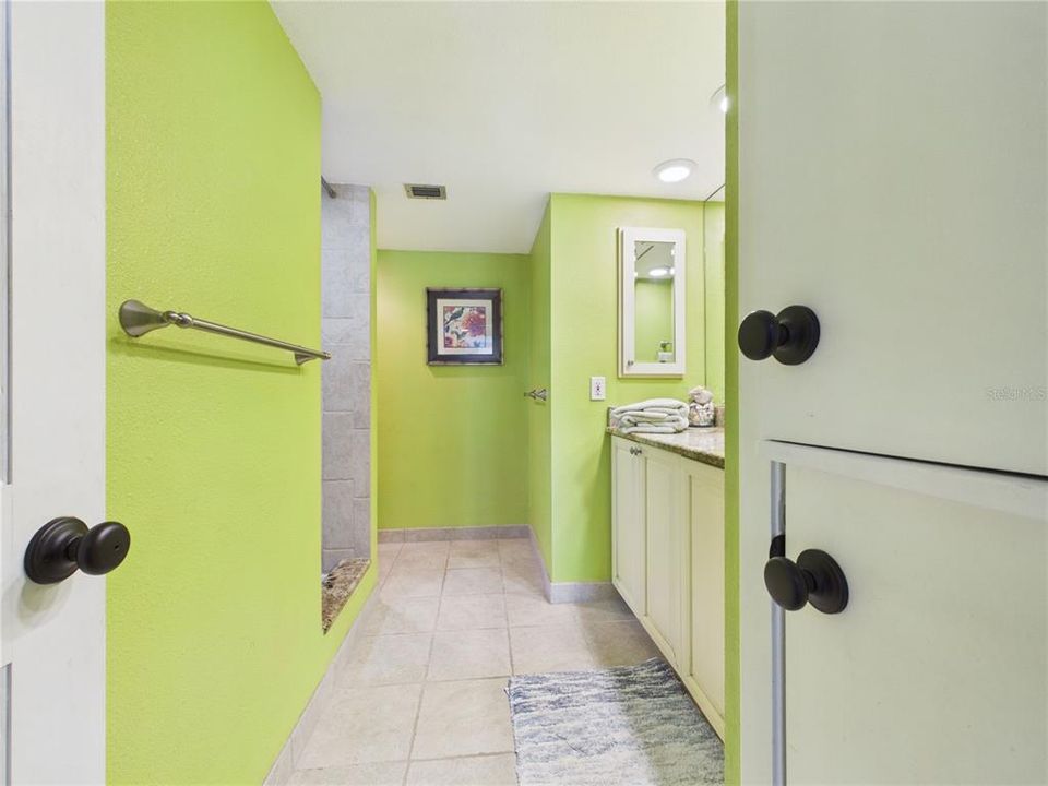 For Rent: $3,600 (2 beds, 2 baths, 1392 Square Feet)