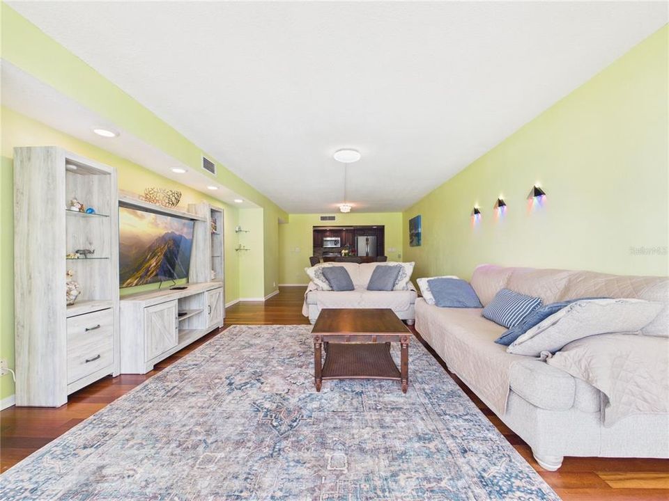 For Rent: $3,600 (2 beds, 2 baths, 1392 Square Feet)