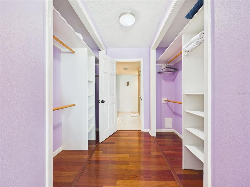 For Rent: $3,600 (2 beds, 2 baths, 1392 Square Feet)