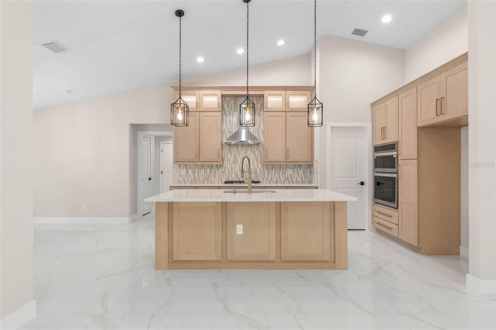 For Sale: $719,000 (4 beds, 3 baths, 2205 Square Feet)