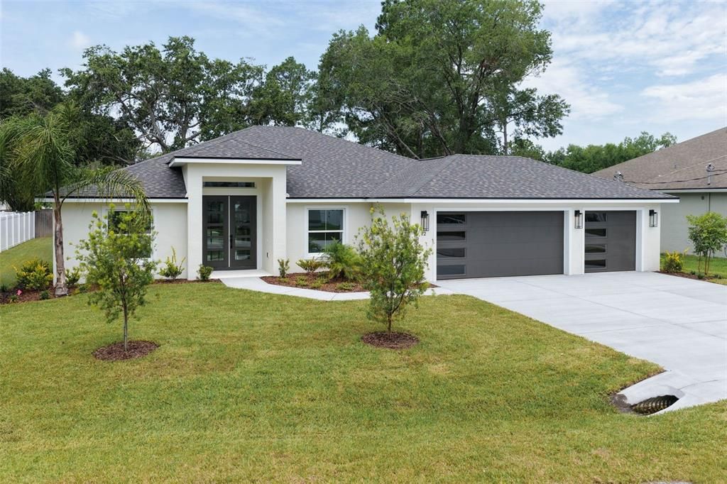 For Sale: $719,000 (4 beds, 3 baths, 2205 Square Feet)