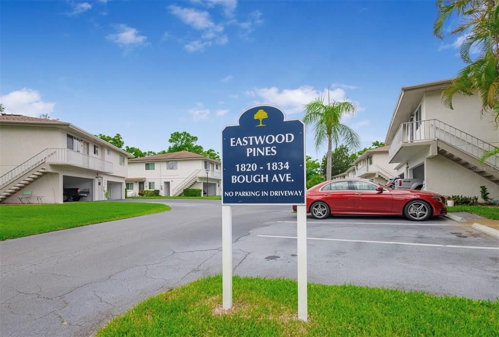 For Rent: $1,600 (2 beds, 1 baths, 758 Square Feet)
