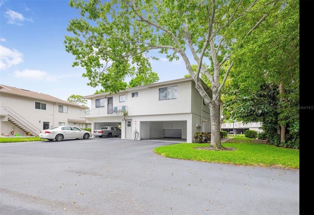 For Rent: $1,600 (2 beds, 1 baths, 758 Square Feet)