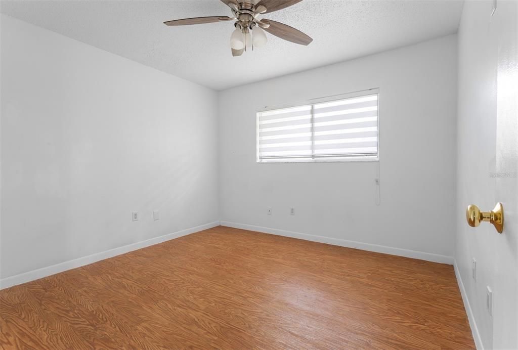 For Rent: $1,600 (2 beds, 1 baths, 758 Square Feet)