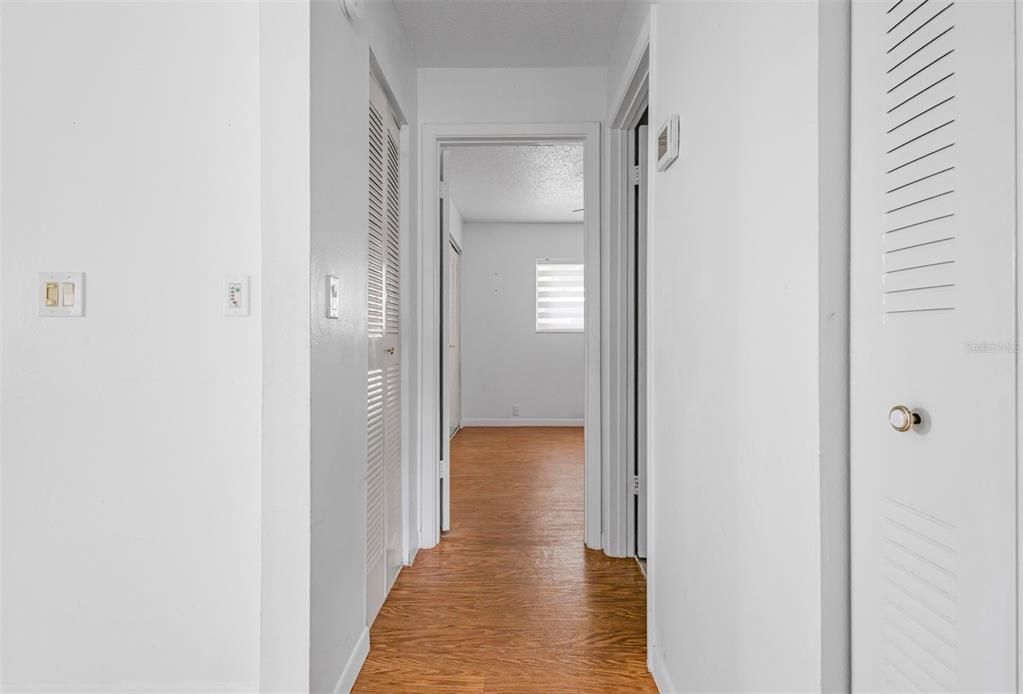 For Rent: $1,600 (2 beds, 1 baths, 758 Square Feet)