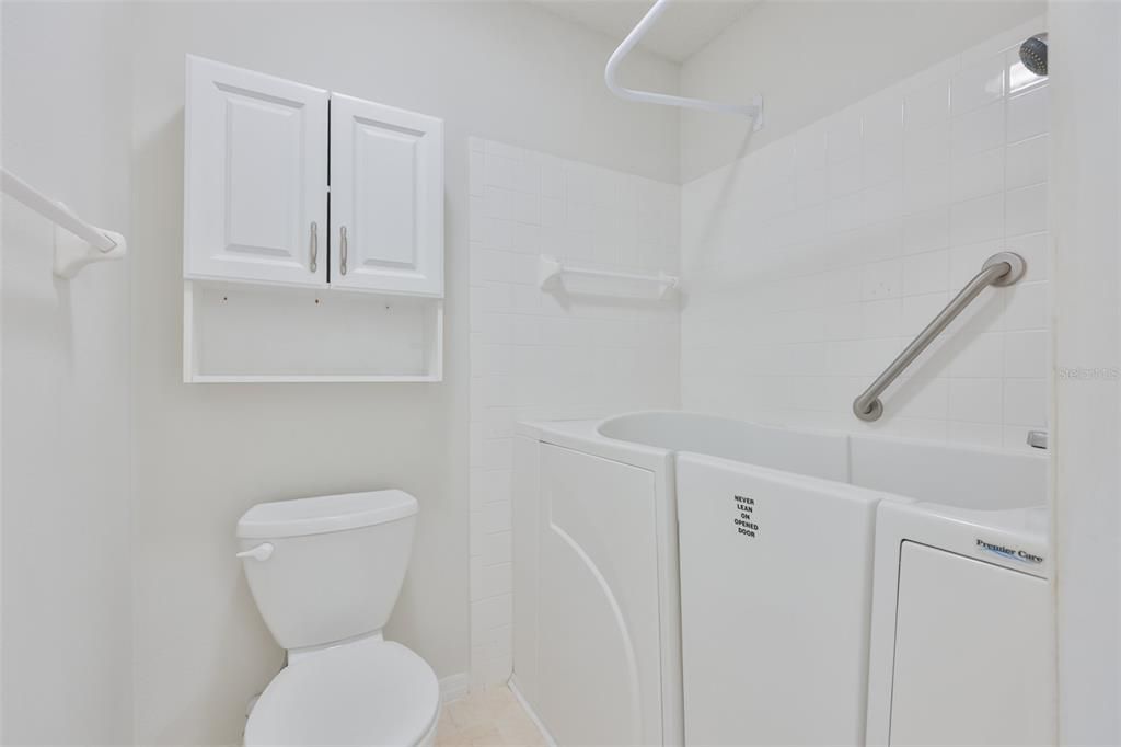 En Venta: $213,000 (2 camas, 2 baños, 1590 Pies cuadrados)
