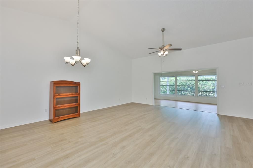 En Venta: $213,000 (2 camas, 2 baños, 1590 Pies cuadrados)
