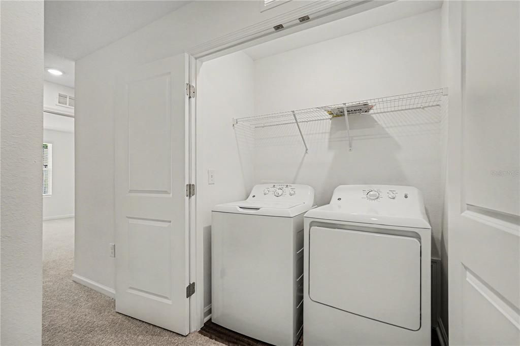 For Rent: $1,369 (3 beds, 2 baths, 1386 Square Feet)