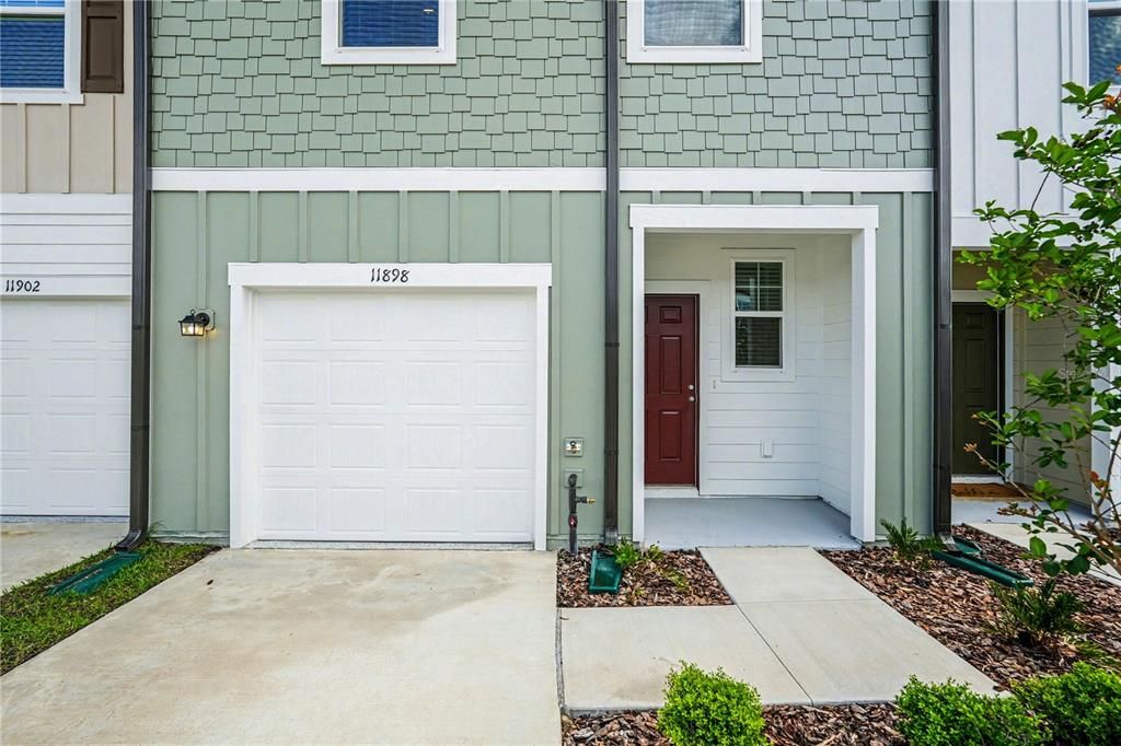 For Rent: $1,369 (3 beds, 2 baths, 1386 Square Feet)