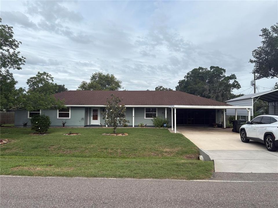 Vendido Recientemente: $375,000 (3 camas, 3 baños, 1590 Pies cuadrados)