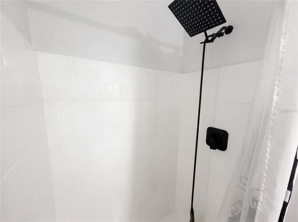 For Sale: $260,000 (3 beds, 2 baths, 1274 Square Feet)