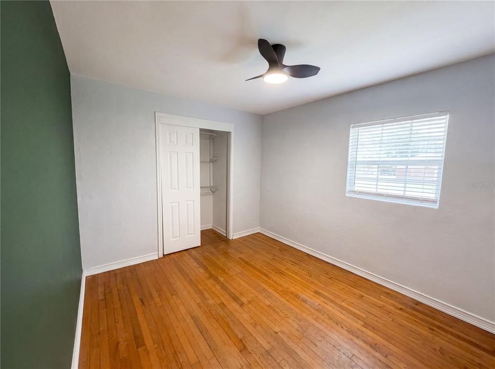 For Sale: $260,000 (3 beds, 2 baths, 1274 Square Feet)