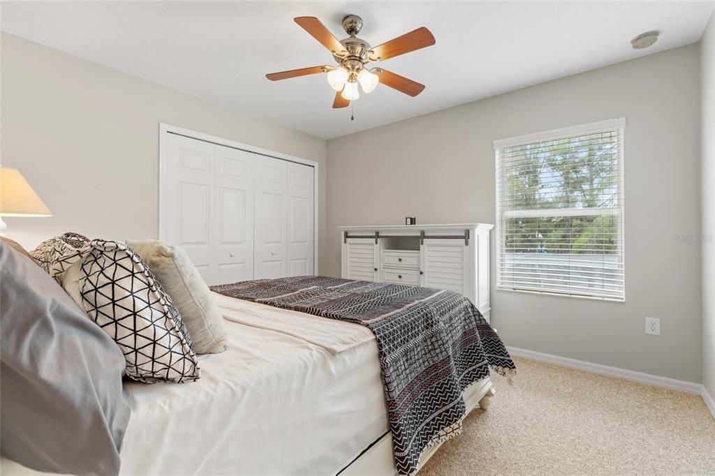 For Sale: $819,000 (5 beds, 4 baths, 3851 Square Feet)