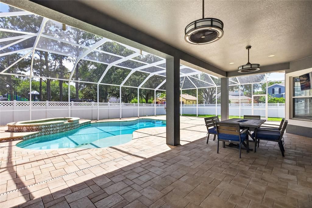 For Sale: $819,000 (5 beds, 4 baths, 3851 Square Feet)