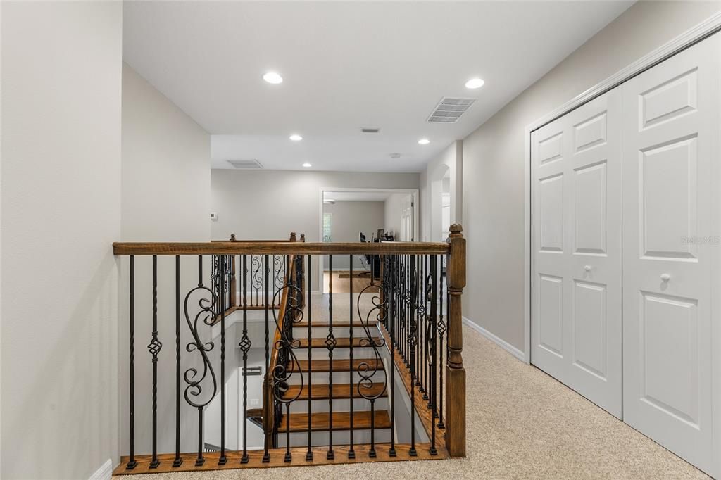 For Sale: $819,000 (5 beds, 4 baths, 3851 Square Feet)
