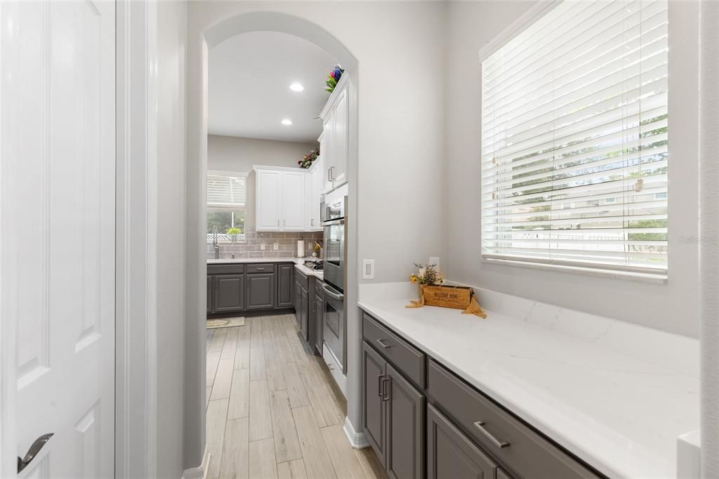 For Sale: $819,000 (5 beds, 4 baths, 3851 Square Feet)