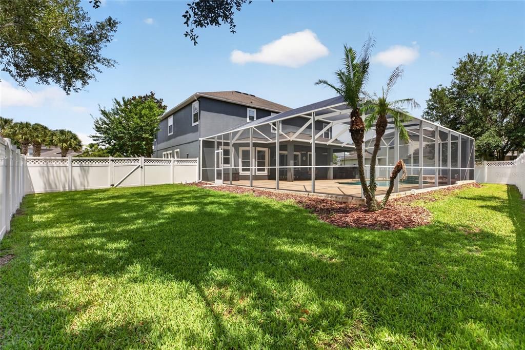 For Sale: $819,000 (5 beds, 4 baths, 3851 Square Feet)