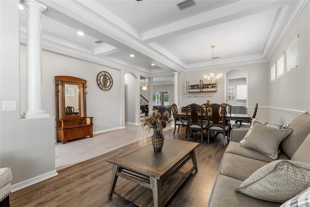 For Sale: $819,000 (5 beds, 4 baths, 3851 Square Feet)