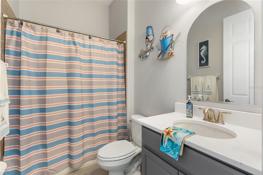 For Sale: $819,000 (5 beds, 4 baths, 3851 Square Feet)