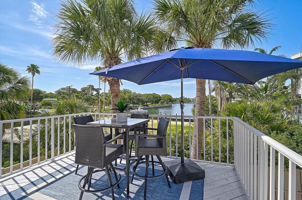 For Sale: $2,995,000 (5 beds, 4 baths, 5106 Square Feet)