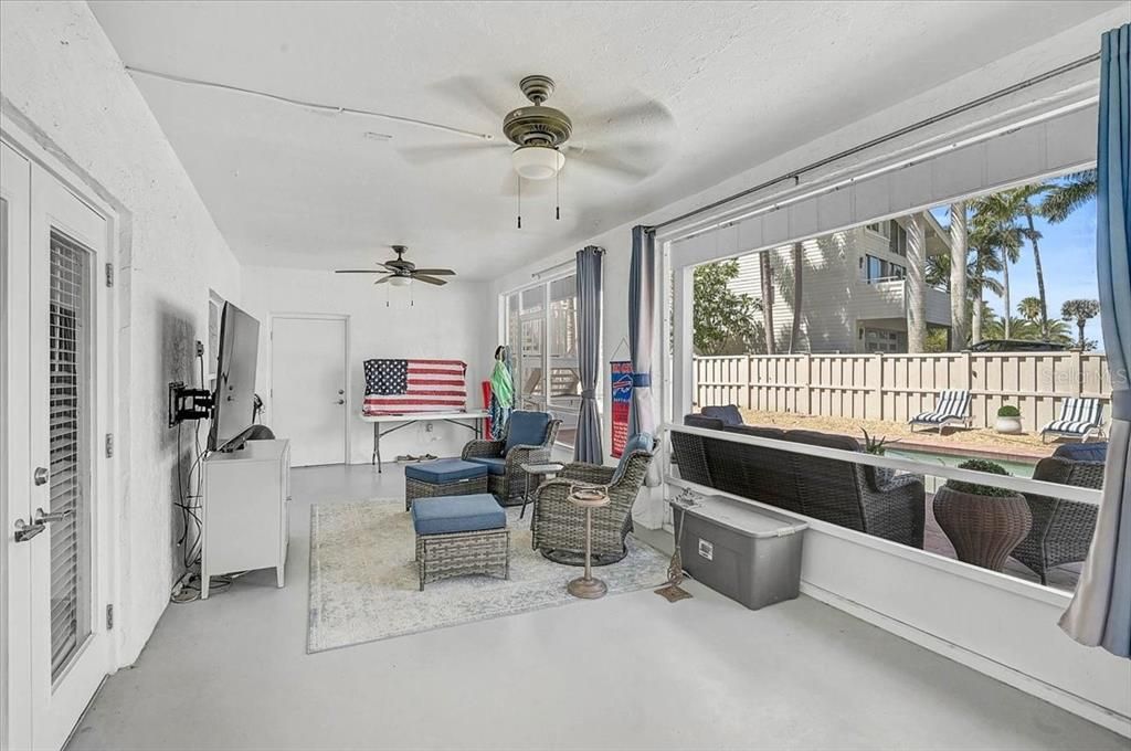 For Sale: $2,995,000 (5 beds, 4 baths, 5106 Square Feet)