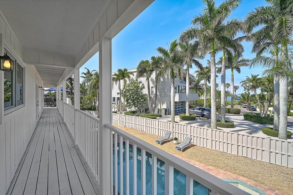 For Sale: $2,995,000 (5 beds, 4 baths, 5106 Square Feet)