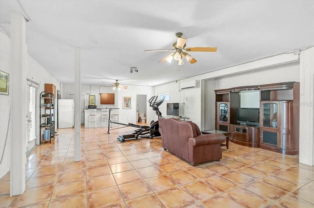For Sale: $2,995,000 (5 beds, 4 baths, 5106 Square Feet)