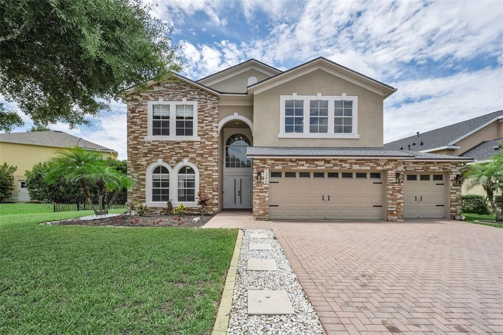 For Sale: $774,999 (5 beds, 4 baths, 3406 Square Feet)
