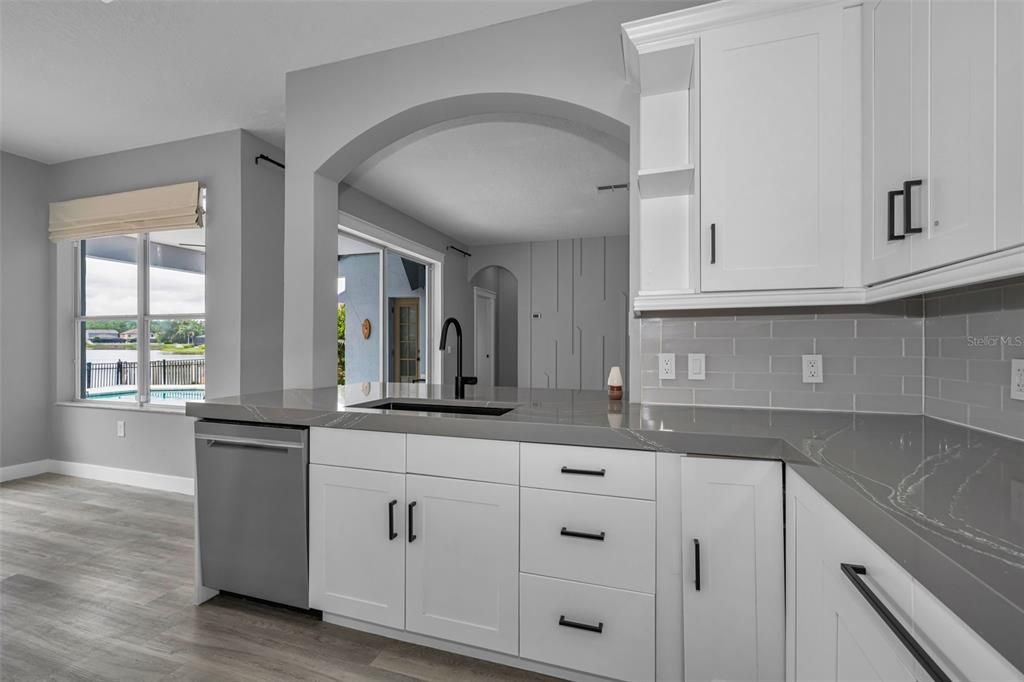 For Sale: $774,999 (5 beds, 4 baths, 3406 Square Feet)