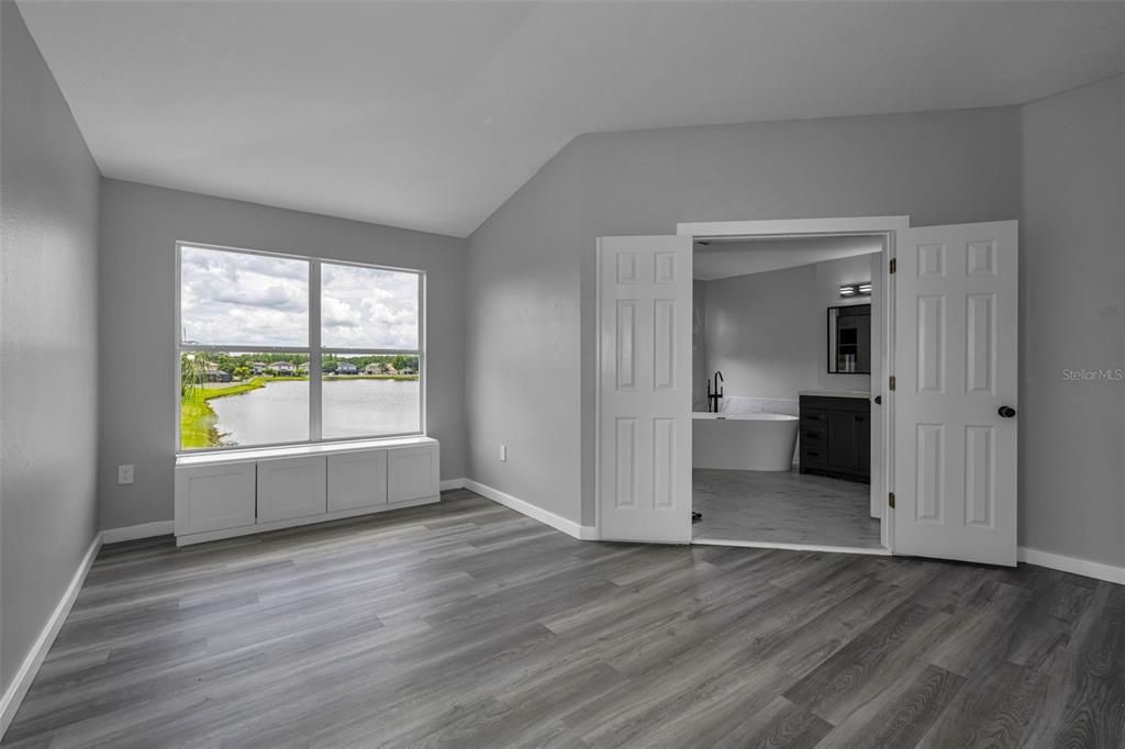 For Sale: $774,999 (5 beds, 4 baths, 3406 Square Feet)