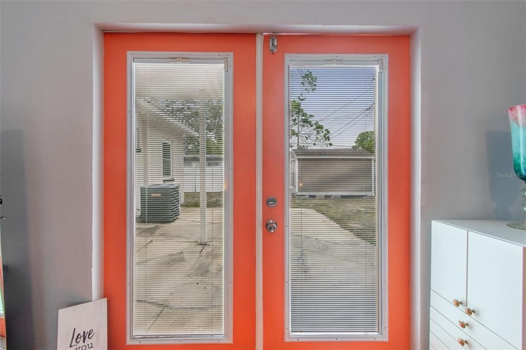 For Sale: $339,900 (4 beds, 2 baths, 1296 Square Feet)
