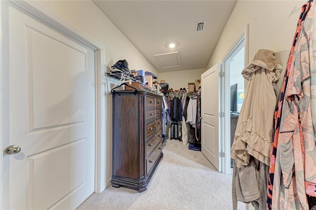 For Sale: $510,000 (4 beds, 3 baths, 3360 Square Feet)