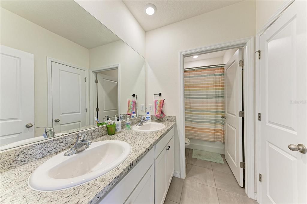 For Sale: $510,000 (4 beds, 3 baths, 3360 Square Feet)