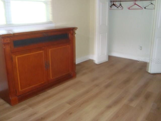 For Rent: $2,400 (2 beds, 2 baths, 1462 Square Feet)