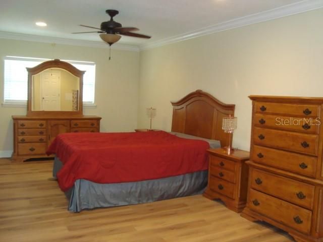 For Rent: $2,400 (2 beds, 2 baths, 1462 Square Feet)