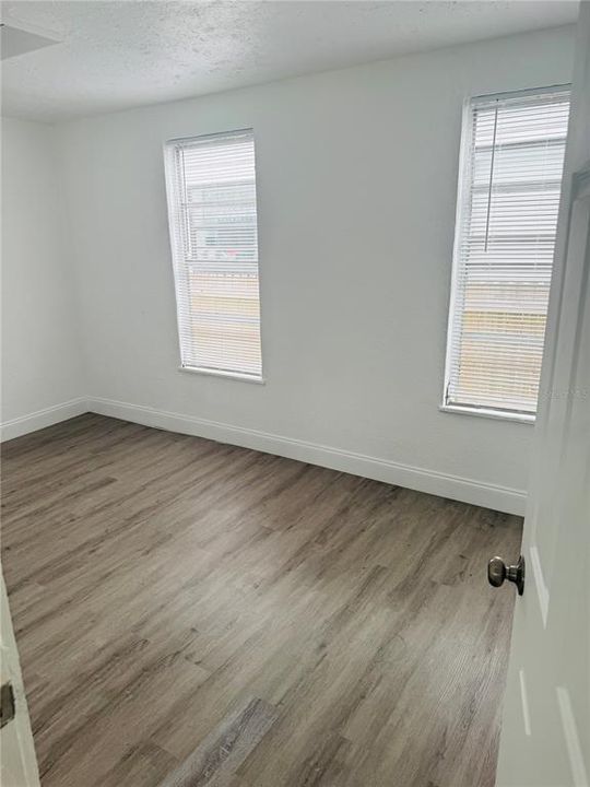 В аренду: $2,000 (3 спален, 1 ванн, 968 Квадратных фут)