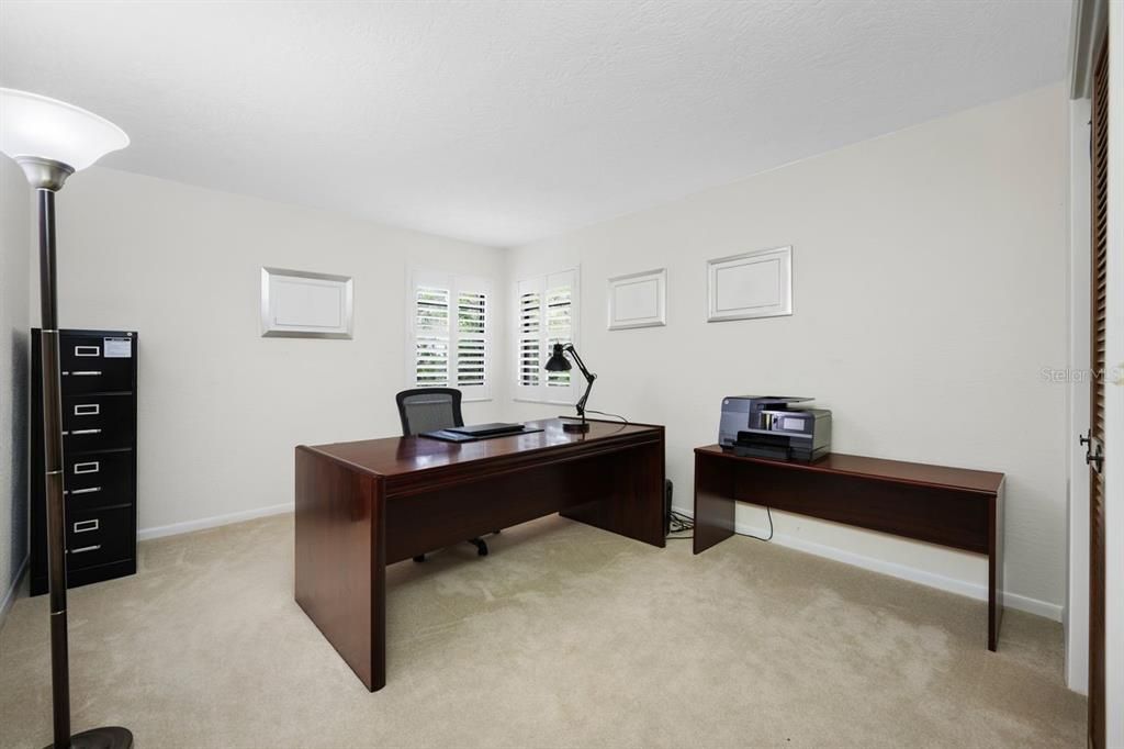 Activo con contrato: $749,900 (4 camas, 2 baños, 2246 Pies cuadrados)