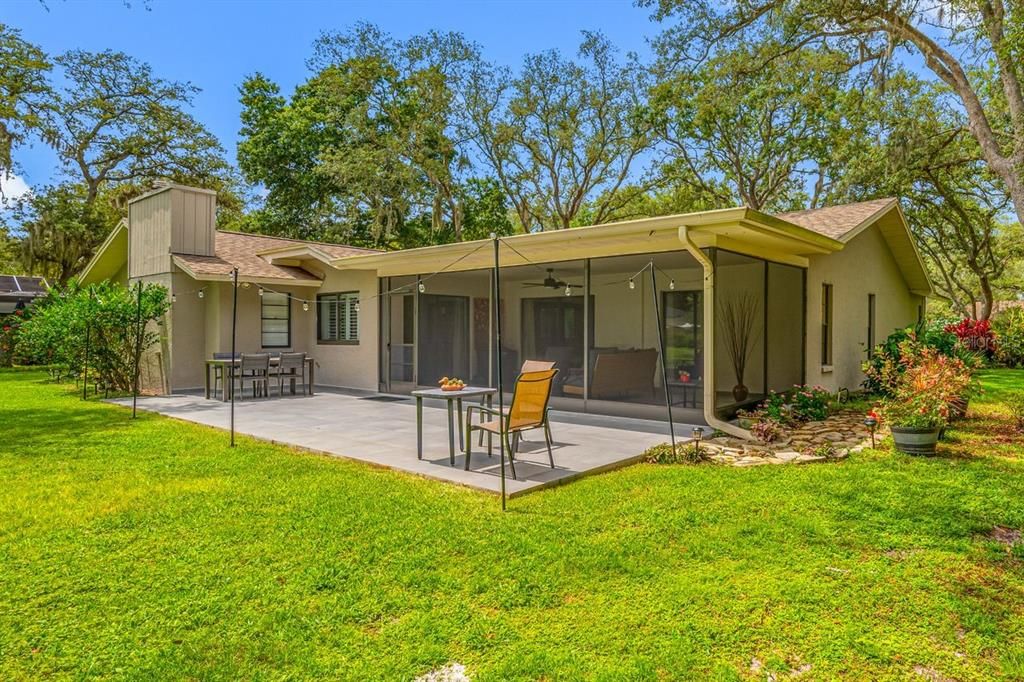 Activo con contrato: $749,900 (4 camas, 2 baños, 2246 Pies cuadrados)
