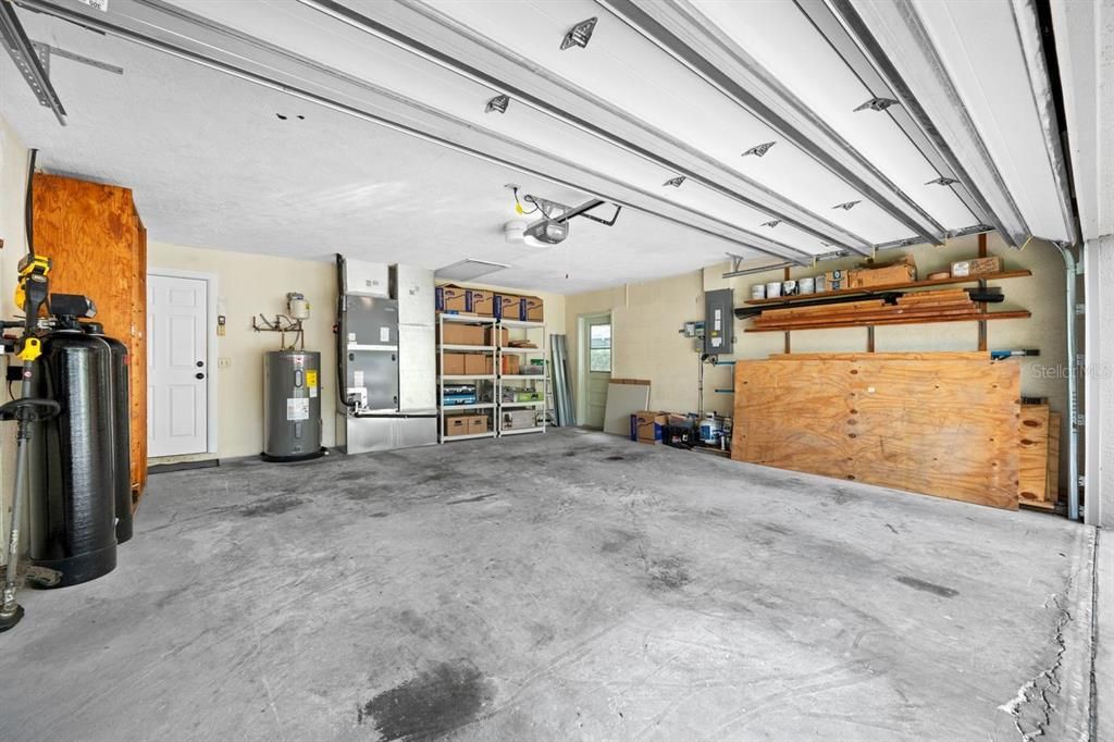 Activo con contrato: $749,900 (4 camas, 2 baños, 2246 Pies cuadrados)