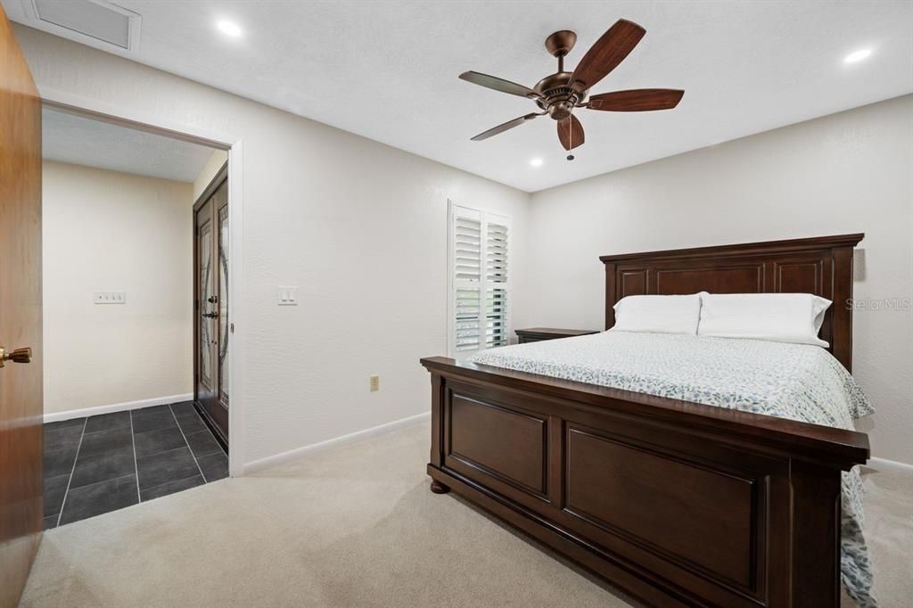 Activo con contrato: $749,900 (4 camas, 2 baños, 2246 Pies cuadrados)
