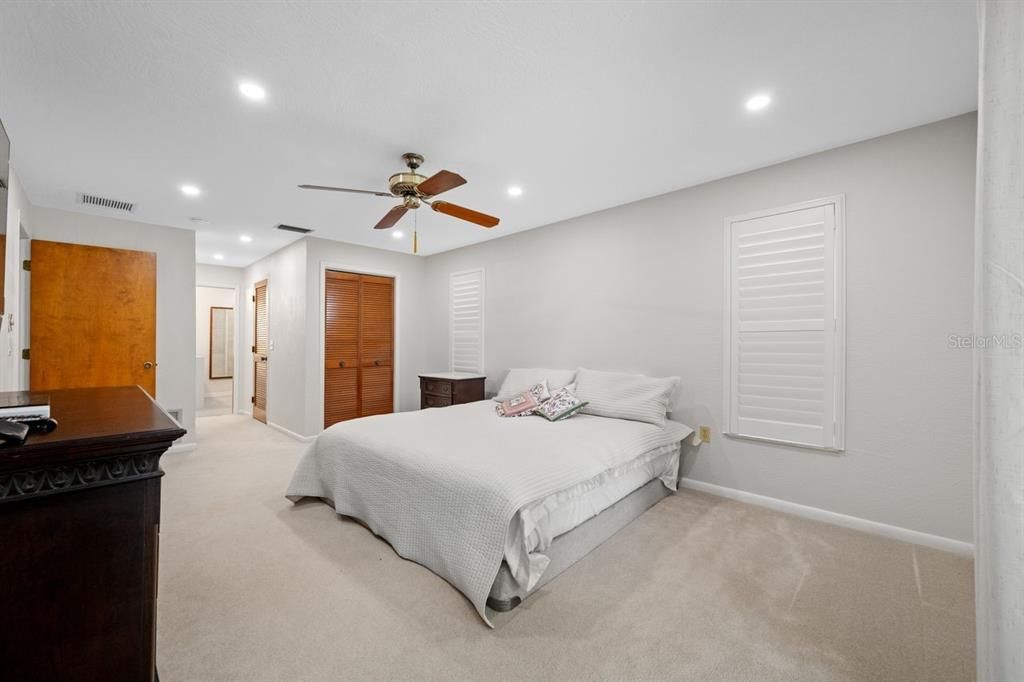 Activo con contrato: $749,900 (4 camas, 2 baños, 2246 Pies cuadrados)