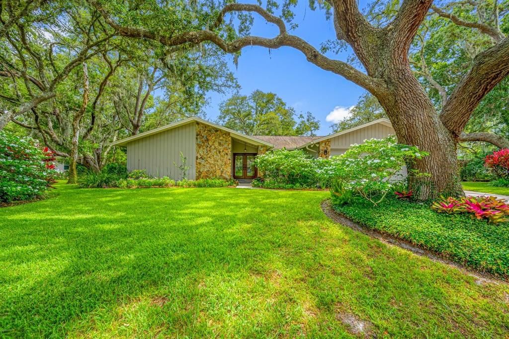 Activo con contrato: $749,900 (4 camas, 2 baños, 2246 Pies cuadrados)